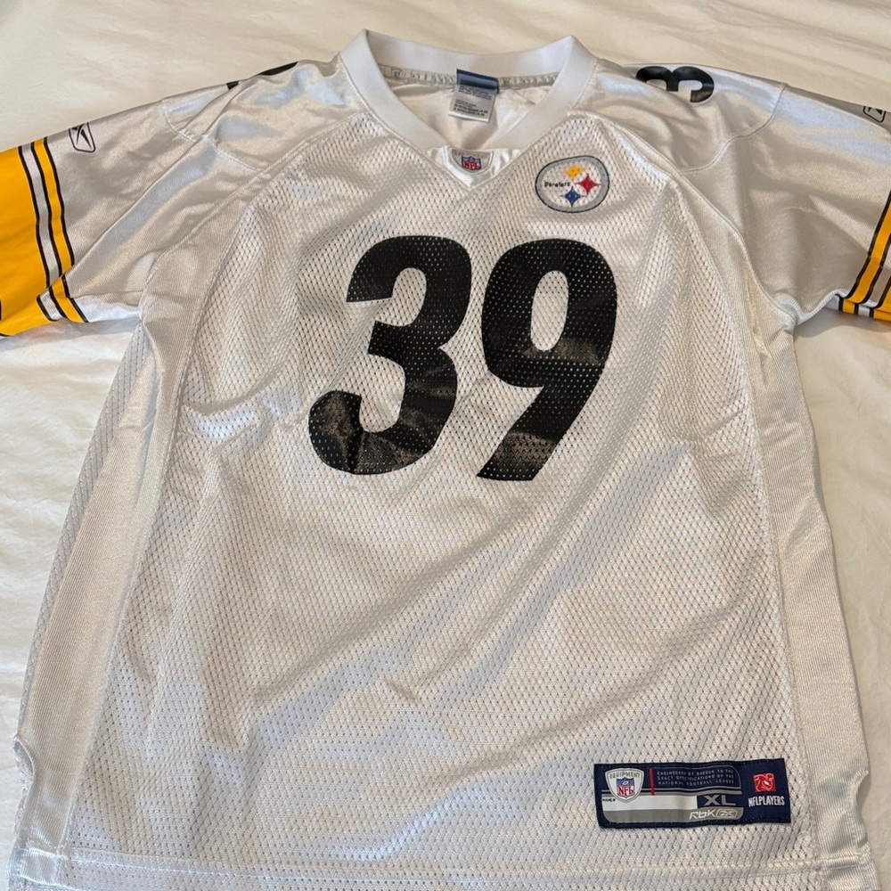 Reebok White and Yellow Jersey with Number 39